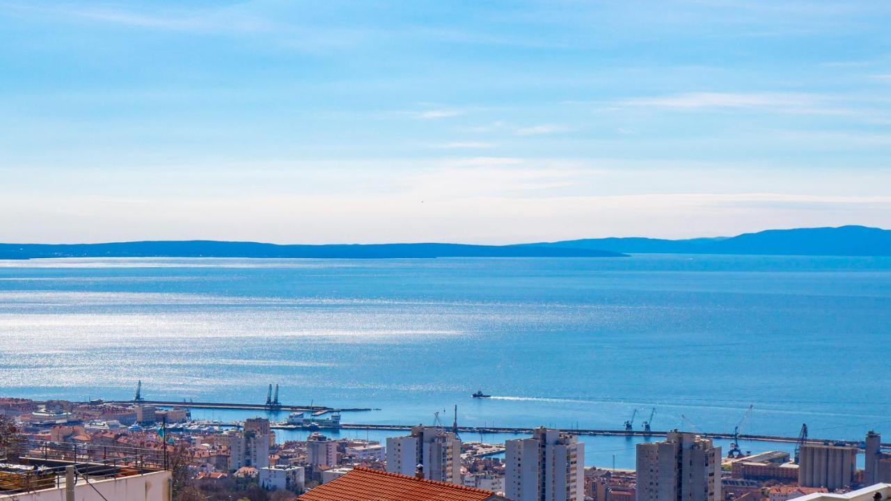 Apartman Iris 2 -Rijeka Apartamento Exterior foto